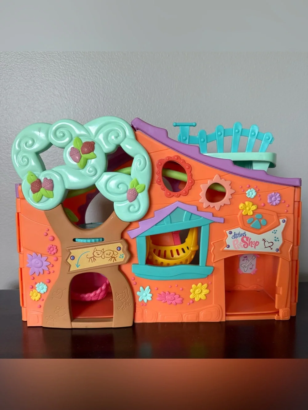 Hasbro LPS Littlest Pet Shop Orange Club Tree House Play Set Swings 2007 No Door